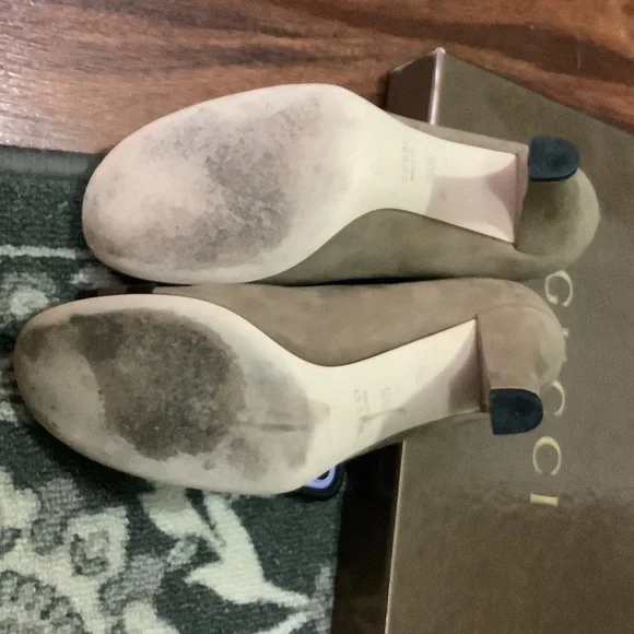 Gucci Women's Brown Peep-Toe Heels - Picture 3 of 6